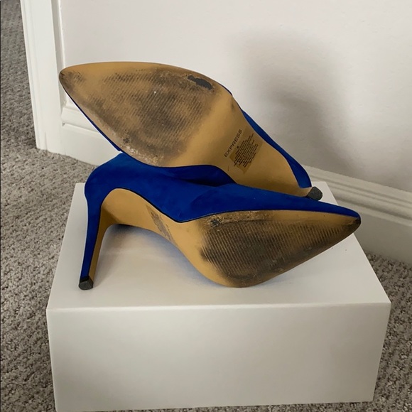 Suede Blue Pump - Picture 5 of 5